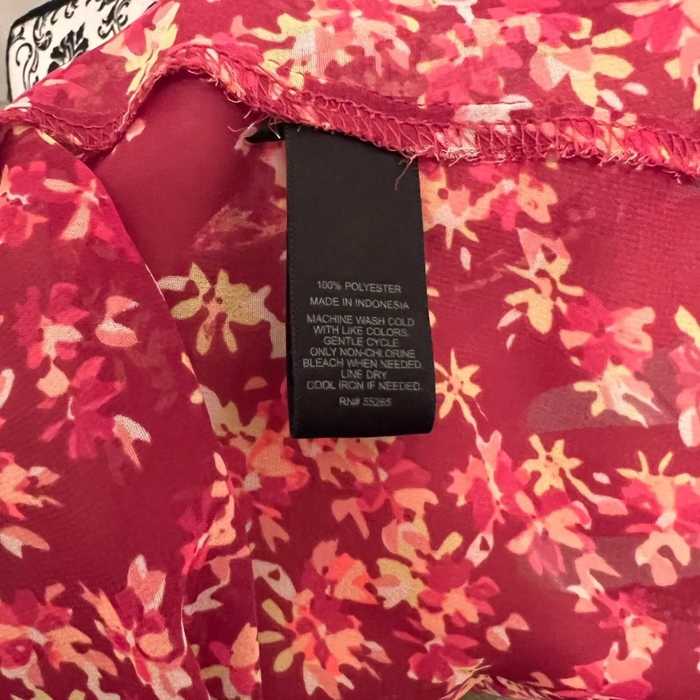 Express Blouse - Picture 2 of 5